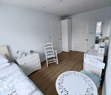 1 bedroom room to rent Fairhaven Road, West Mersea, CO5 - Photo 1