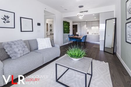Condo in Richmond, BC - Photo 4