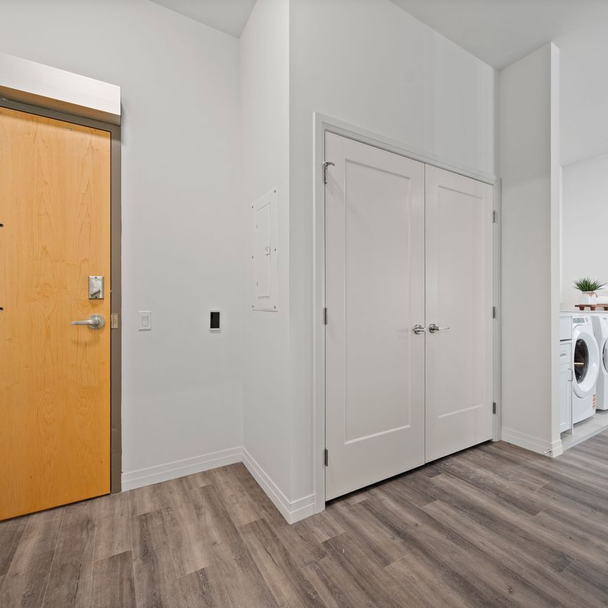 For Lease - 373 Hill Street Unit# 217, London East, Ontario - Photo 1