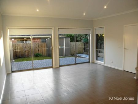 6A Peter Street, CROYDON SOUTH - Photo 2