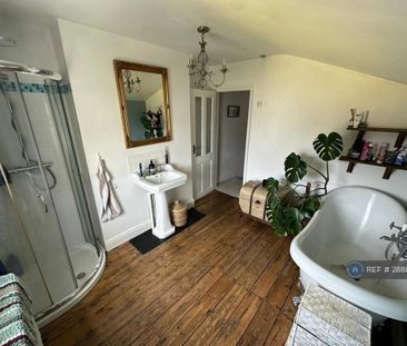 2 bedroom terraced house to rent - Photo 3