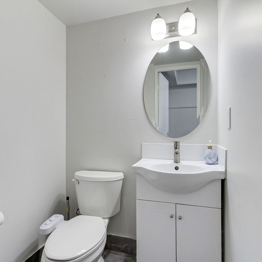 For Lease - 3300 Don Mills Road Unit# 1006, Toronto, Ontario - Photo 1