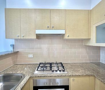 North Facing| Near NEW| Timber Flooring| Quiet One Bedder in Epping - Photo 4