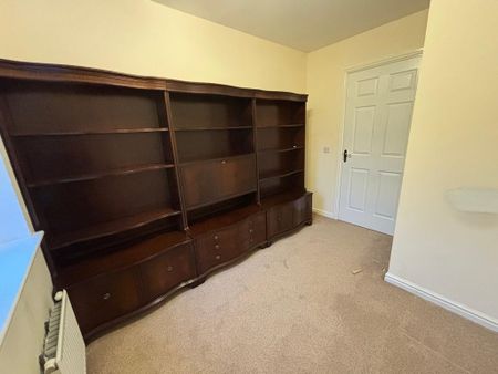 5 bedroom detached house to rent - Photo 4