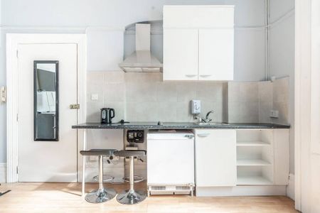 Studio to rent - Photo 3