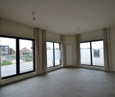 Gelijkvloers appartement met 2 slpks - Photo 1