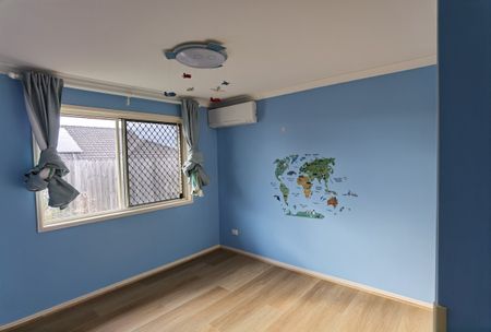 Generous 4-Bedroom Home Offering Space, Comfort & Everyday Convenience - Photo 5