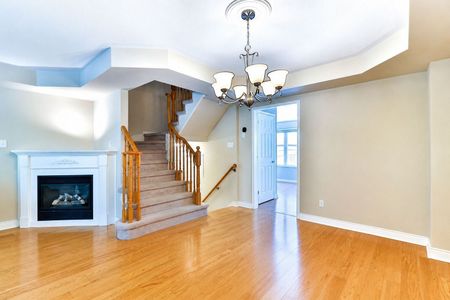 For Lease - 177 Littlewood Drive, Oakville, Ontario - Photo 2