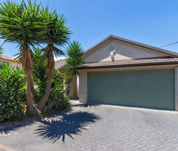 MANUREWA, 3 BEDROOMS - Photo 3