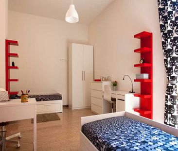 Via Marsala, Bologna, Emilia-Romagna 40126 - Photo 5