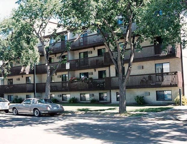 Hanover Court Apartments | 1224 – 7th Avenue North, Saskatoon - Photo 1