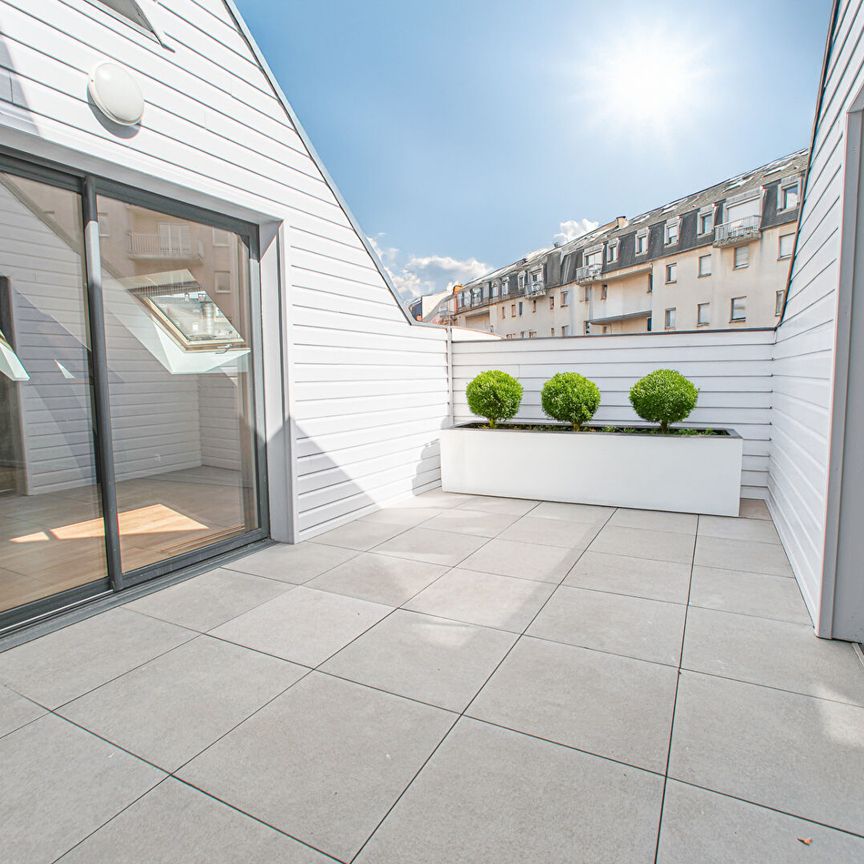Location Appartement 4 pièces 91m² ROUEN 76000 - Photo 1
