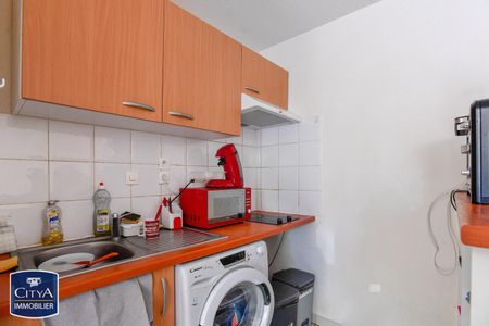 Location Appartement 2 pièces 39m² CAHORS 46000 - Photo 2