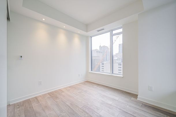 For Lease - 11 Yorkville Avenue Unit# 1003, Toronto, Ontario - Photo 1