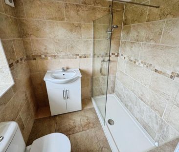 2 bedroom terraced house to rent - Photo 6