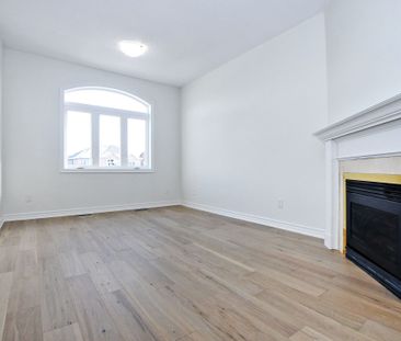 For Lease - 582 Skinner Avenue, Newmarket, Ontario - Photo 1