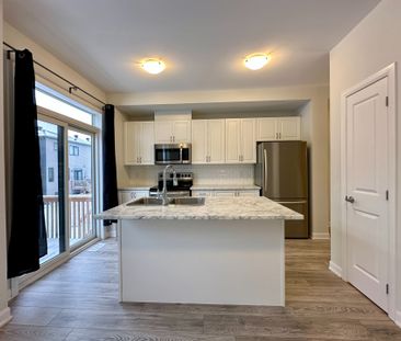 For Lease - 2032 Caltra Crescent, Barrhaven, Ontario - Photo 3