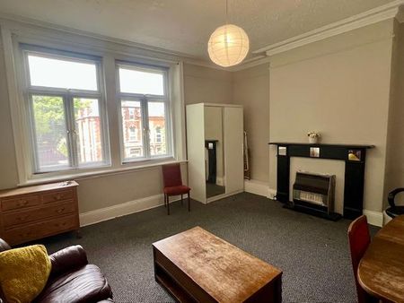 1 bedroom flat to rent - Photo 3