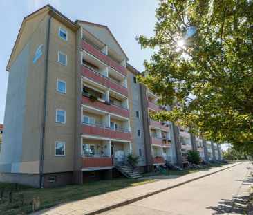 Wohnen im neuen Glanz! 2-Raum in der Sanierung - Foto 1