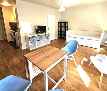 Location Appartement 1 pièce 30m² - Photo 3