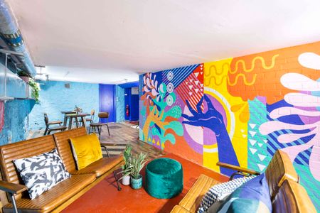 2 Bed Apartment - Photo 2