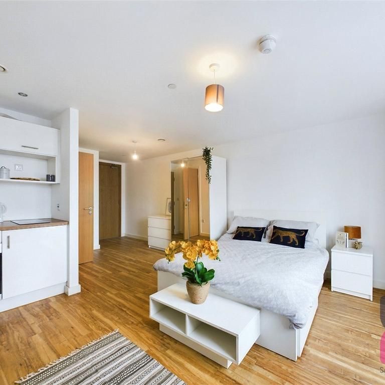 1 bedroom flat to rent - Photo 1