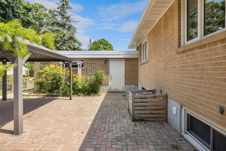 For Lease - 26 Paragon Road Unit# Main, Toronto, Ontario - Photo 5