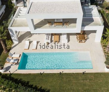 Alquiler de chalet adosado en Urbanizacion Cortijo Casareno, 14 - Photo 1