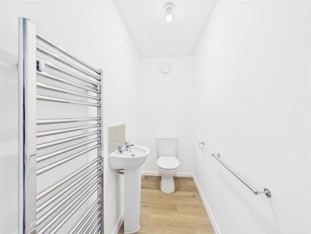 2 BED House To rent - Photo 5