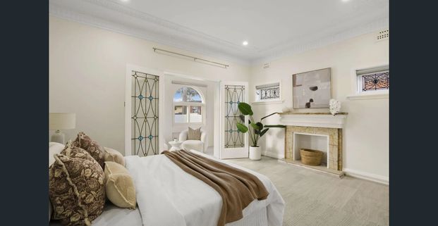 Bayside Charm With Modern Style - Photo 1