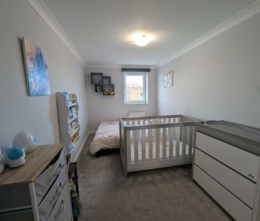 2 Bed Flat, Victoria Wharf, E14 - Photo 2