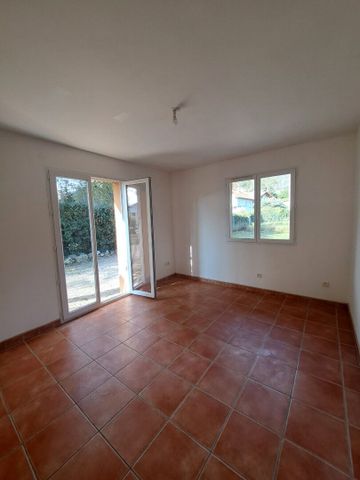 Maison/Villa À Louer 4 Pièces , 85 M² - Photo 3