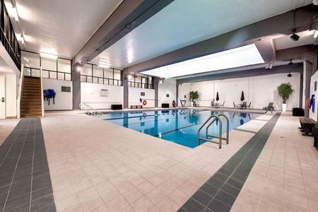 4858 chemin de la Côte-des-Neiges, Montréal, QC - Photo 3