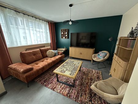 Location Appartement 4 pièces 94m² - Photo 2
