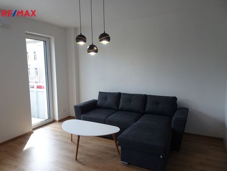 Pronájem bytu 1+kk v osobním vlastnictví 48 m², Znojmo - Фото 2