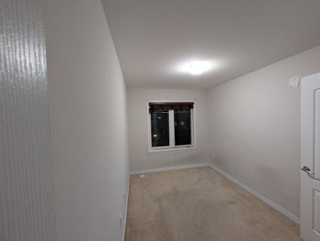 For Lease - 91 Glenvista Drive, Kitchener, Ontario - Photo 2