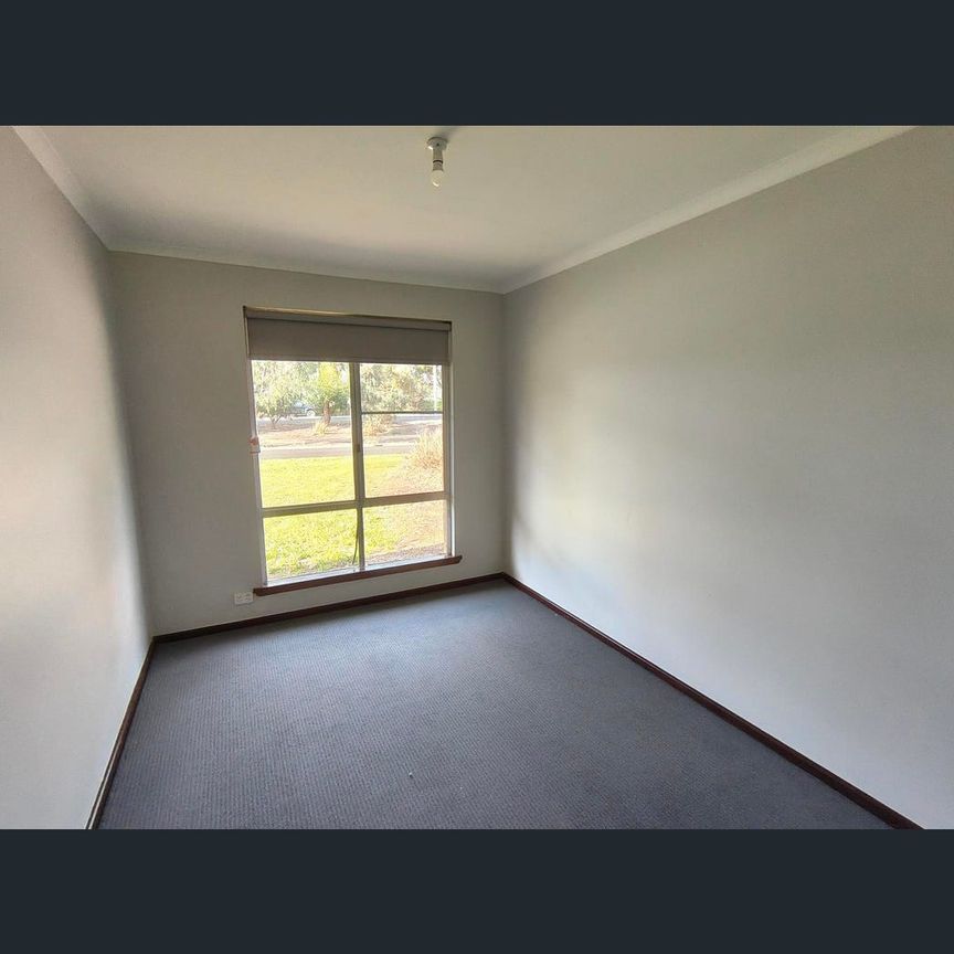 19 Oliver Street, East Bunbury, WA 6230 - Photo 1