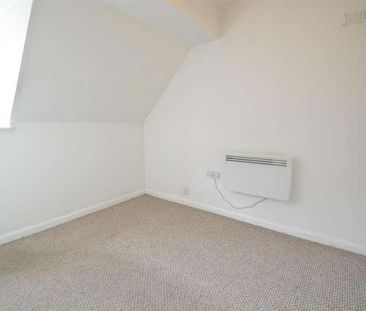 Broom Hill, Halstead, CO9 - Photo 3