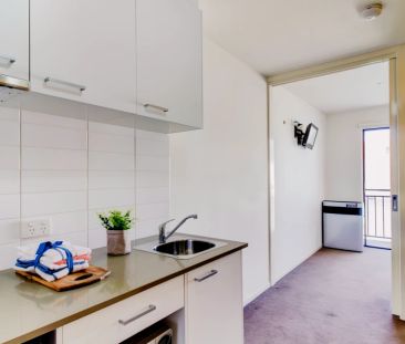 1 Bedroom with balcony - Photo 5