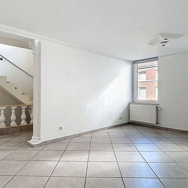 Duplex te huur in Seraing voor € 900 met 2 slaapkamers - Foto 1