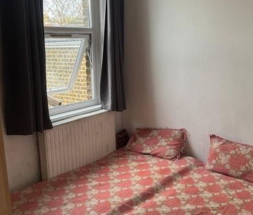 Room in a Shared House, Monega Road, E7 - Photo 4