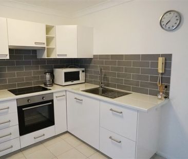 FURNISHED ONE BEDROOM UNIT with Carspace - Photo 1