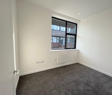 1 bedroom ground floor maisonette to rent - Photo 3