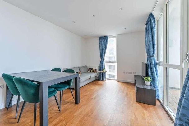 Terry Spinks Place, Canning Town, E16 - Photo 1