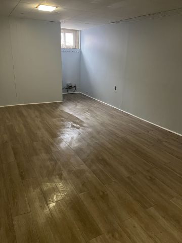 For Lease - 1904 Glengrove Road, Pickering, Ontario - Photo 2