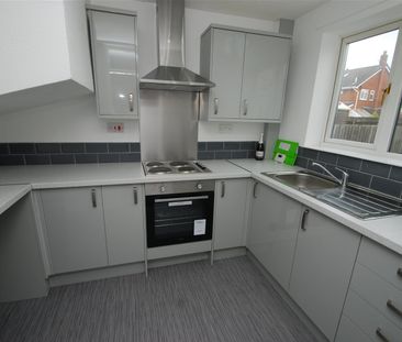 Longlands Drive, Mapplewell, Barnsley, S75 6LP - Photo 6