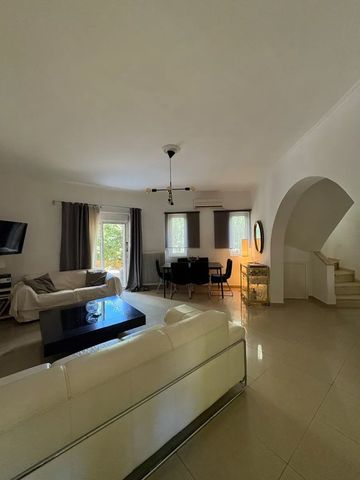 Μεζονέτα 130 τ.μ. προς ενοικίαση - Photo 2