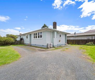 Excellent Location - Rent Includes Water - Photo 5