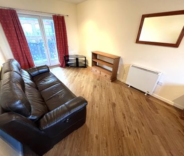 New Hall Lane, Preston - Photo 3