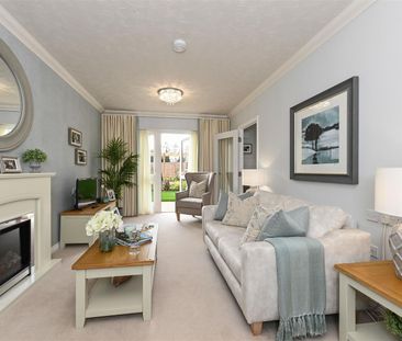 Engelmann Lodge, Saffron Walden - Photo 1